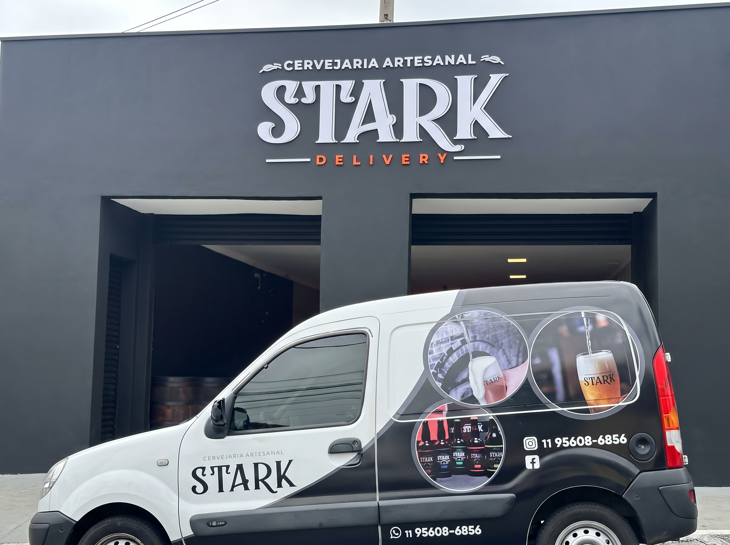 Fachada da Stark Anhangabaú com veículo de delivery