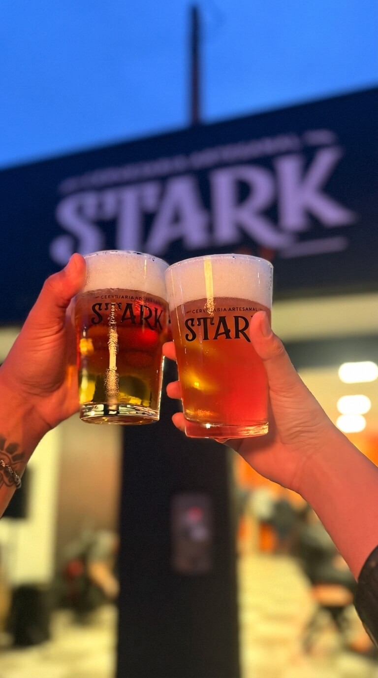 Brinde com cervejas Stark