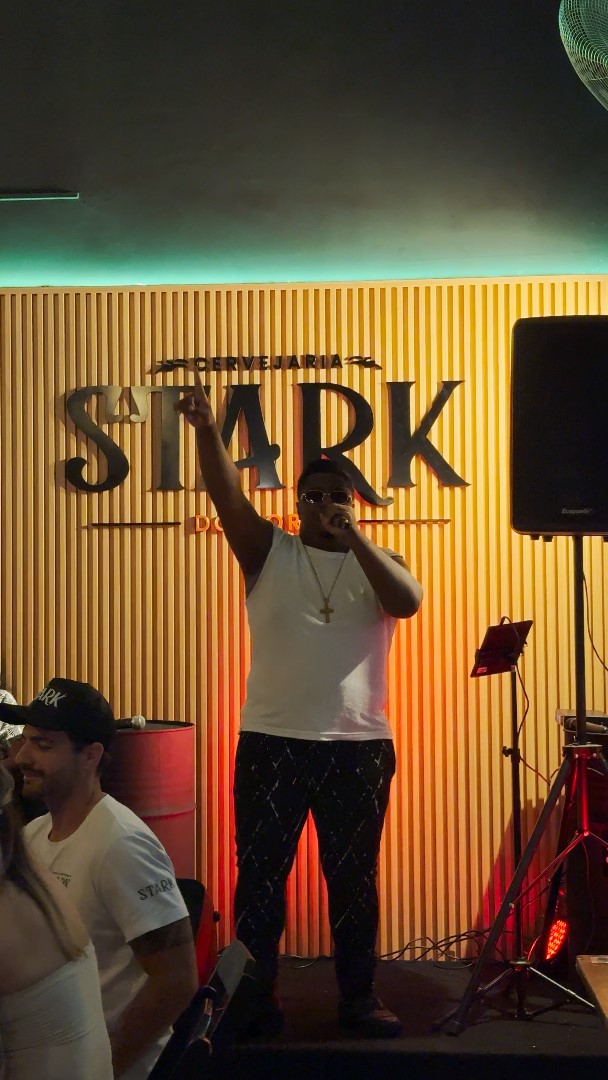 Música ao vivo na Stark do Horto