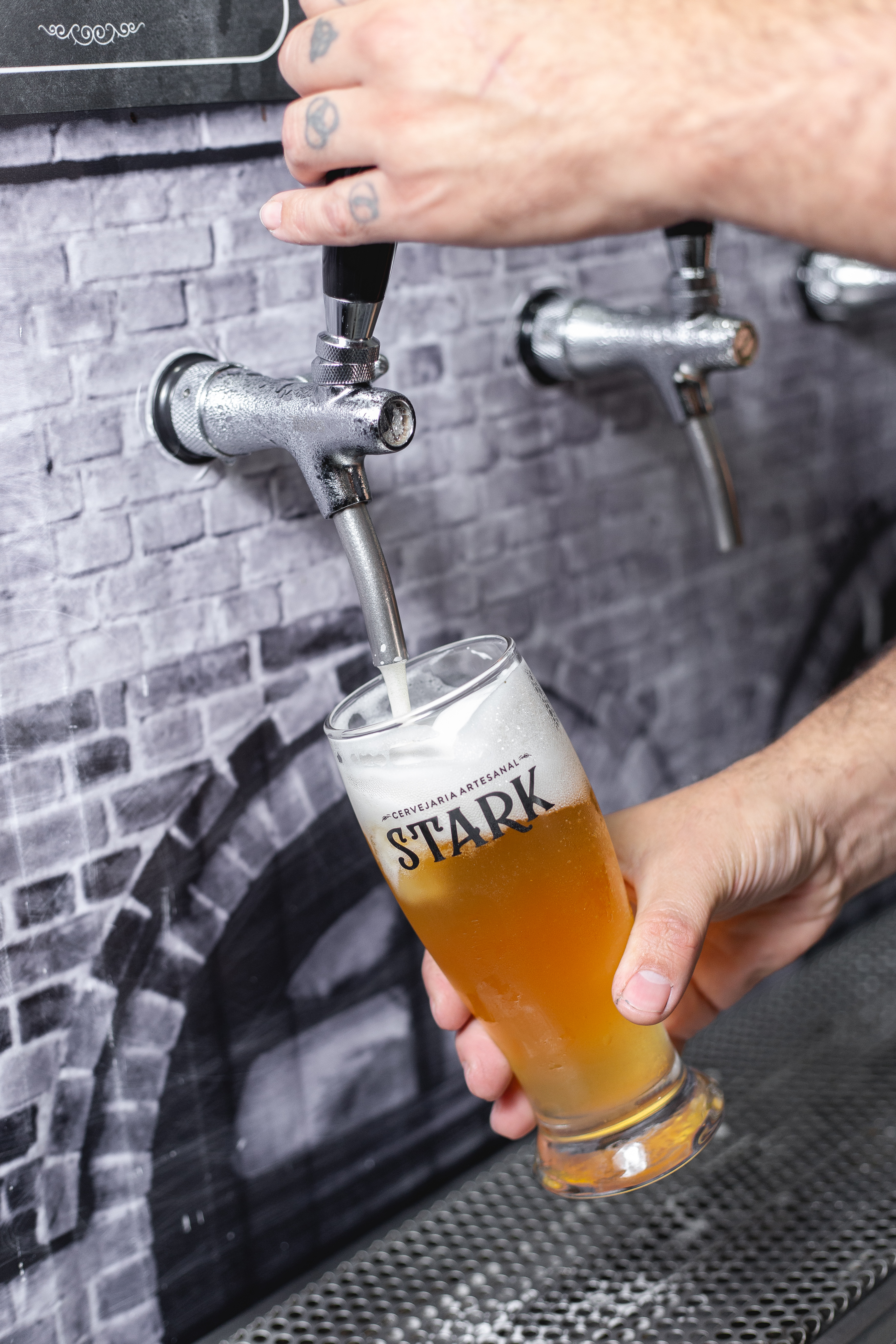 Cerveja Stark em destaque